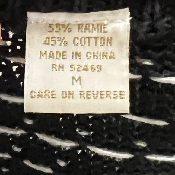 Vintage Huntington Ridge Christmas Sweater With Festive Poinsettia Design & Patt - Picture 3 of 7